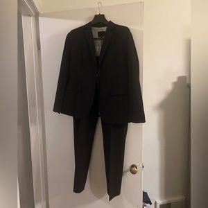Banana Republic wool blend suit, Sz 10